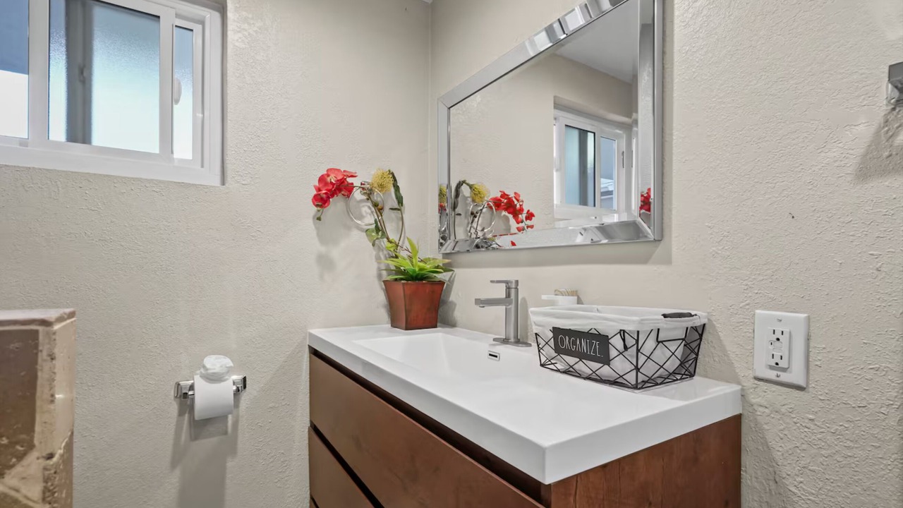 Photo of Bathroom in Santa Clarita
