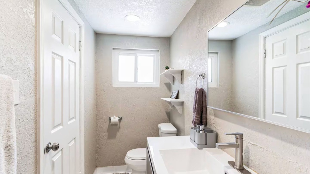 Photo of Bathroom in Santa Clarita