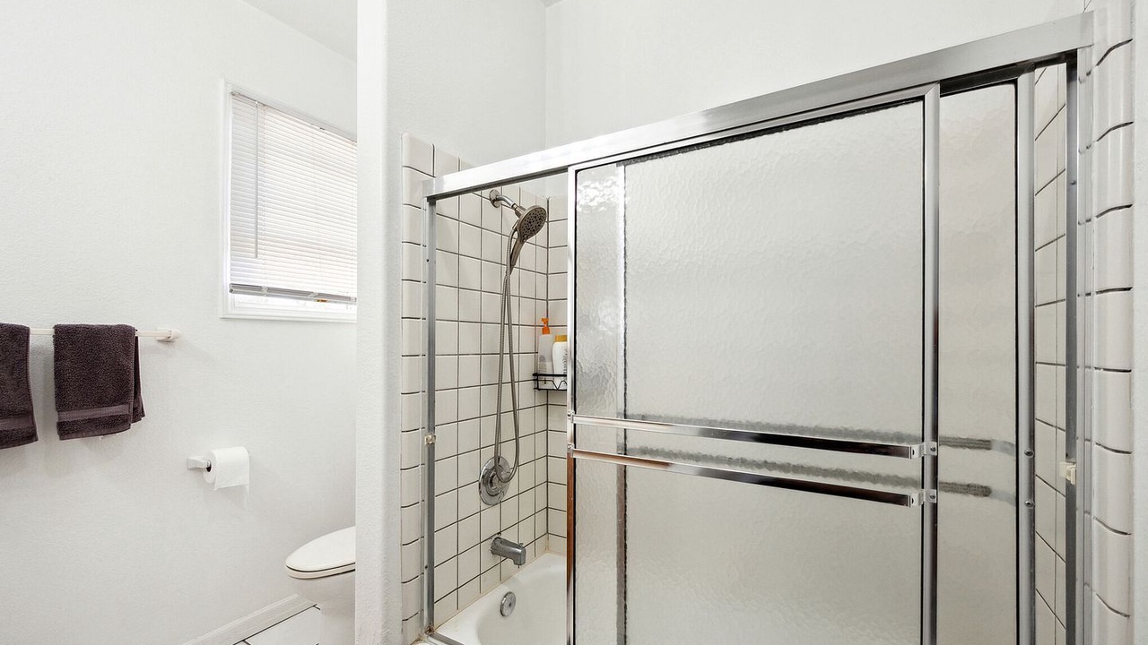 Photo of Bathroom in Townsite