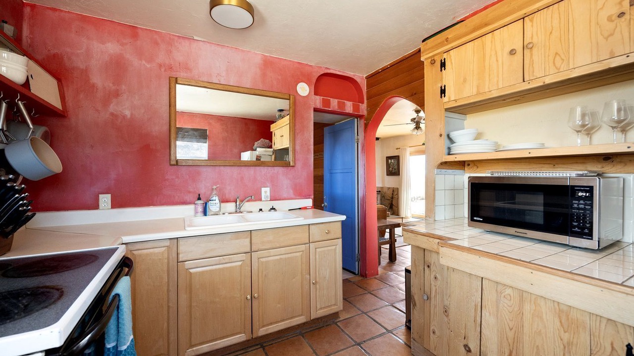 Photo of Kitchen in Yucca Valley