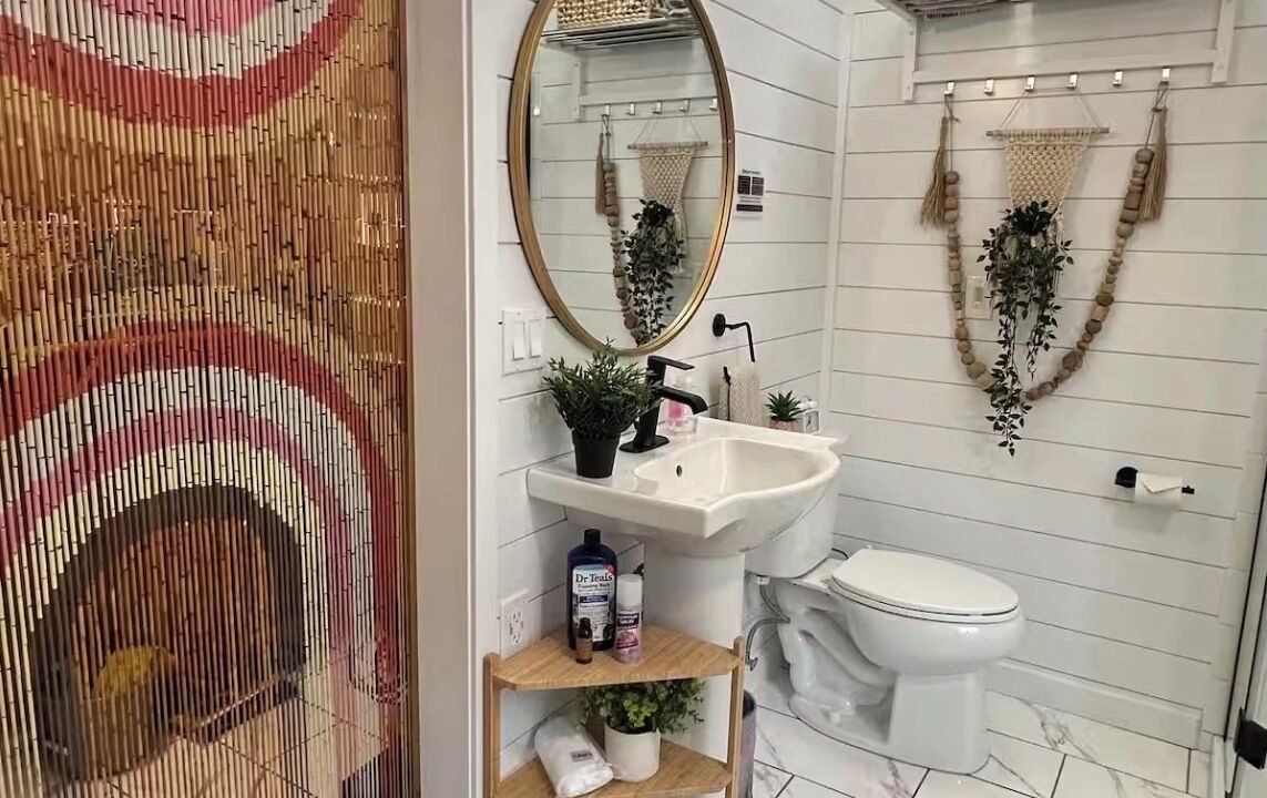 Photo of Bathroom in Yreka