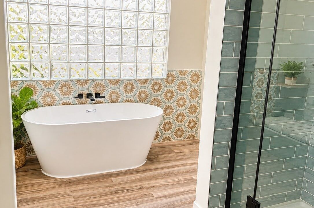 Photo of Bathroom in Vista