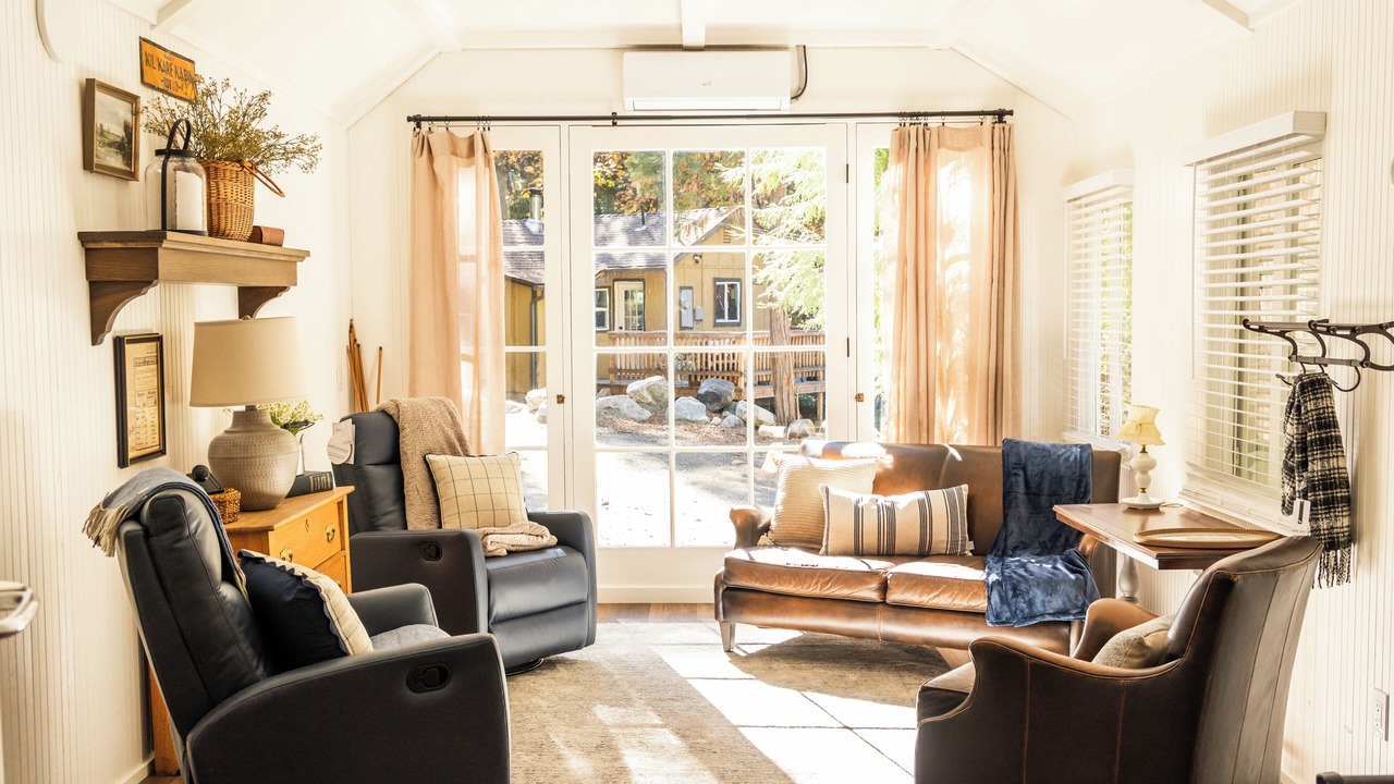 Photo of Livingroom in Forest Falls