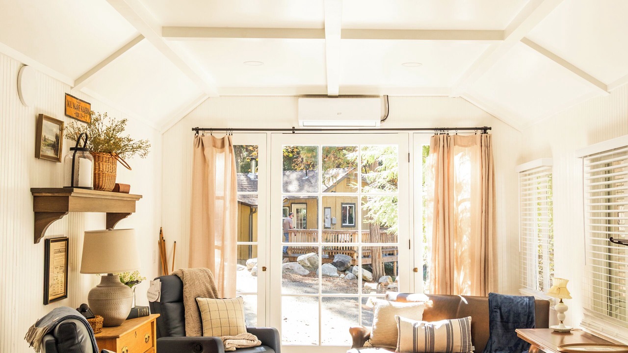 Photo of Livingroom in Forest Falls