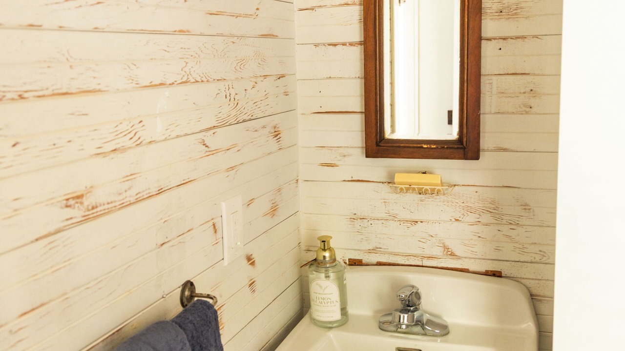 Photo of Bathroom in Forest Falls