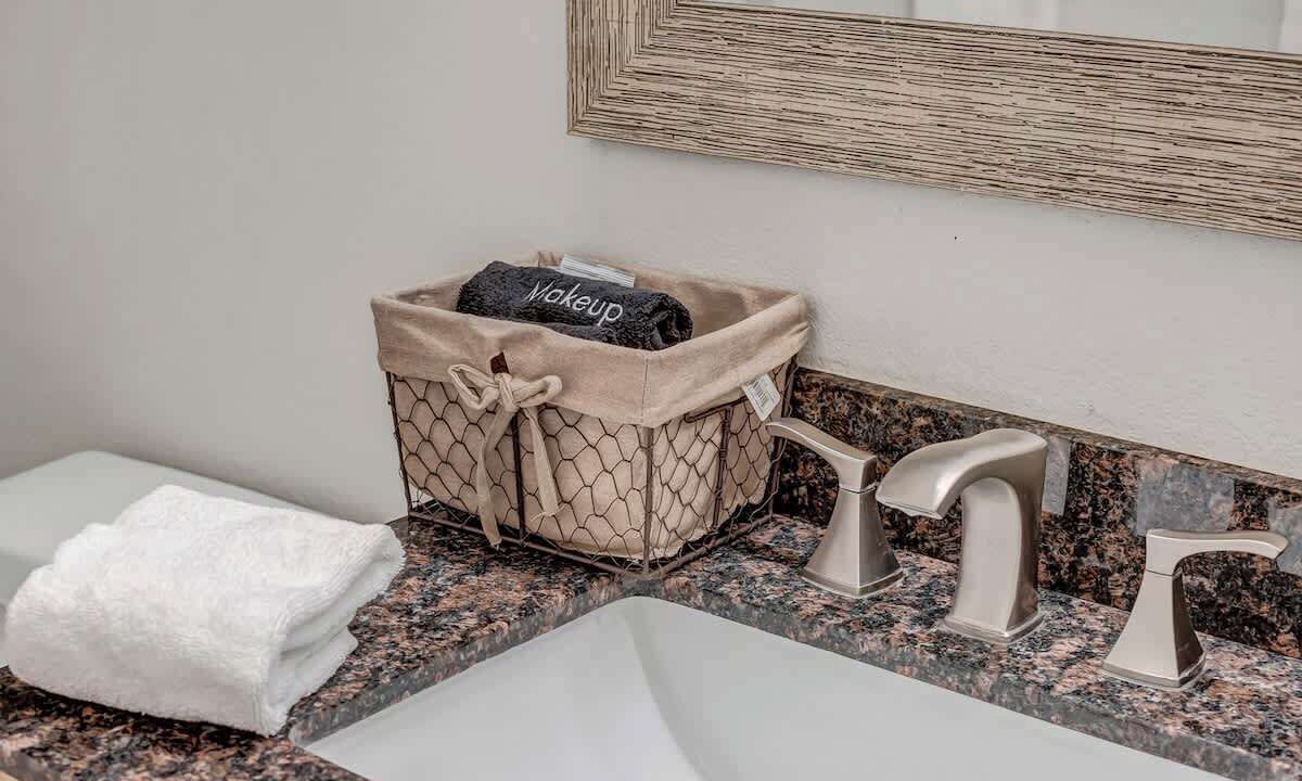 Photo of Bathroom in Desert Ridge