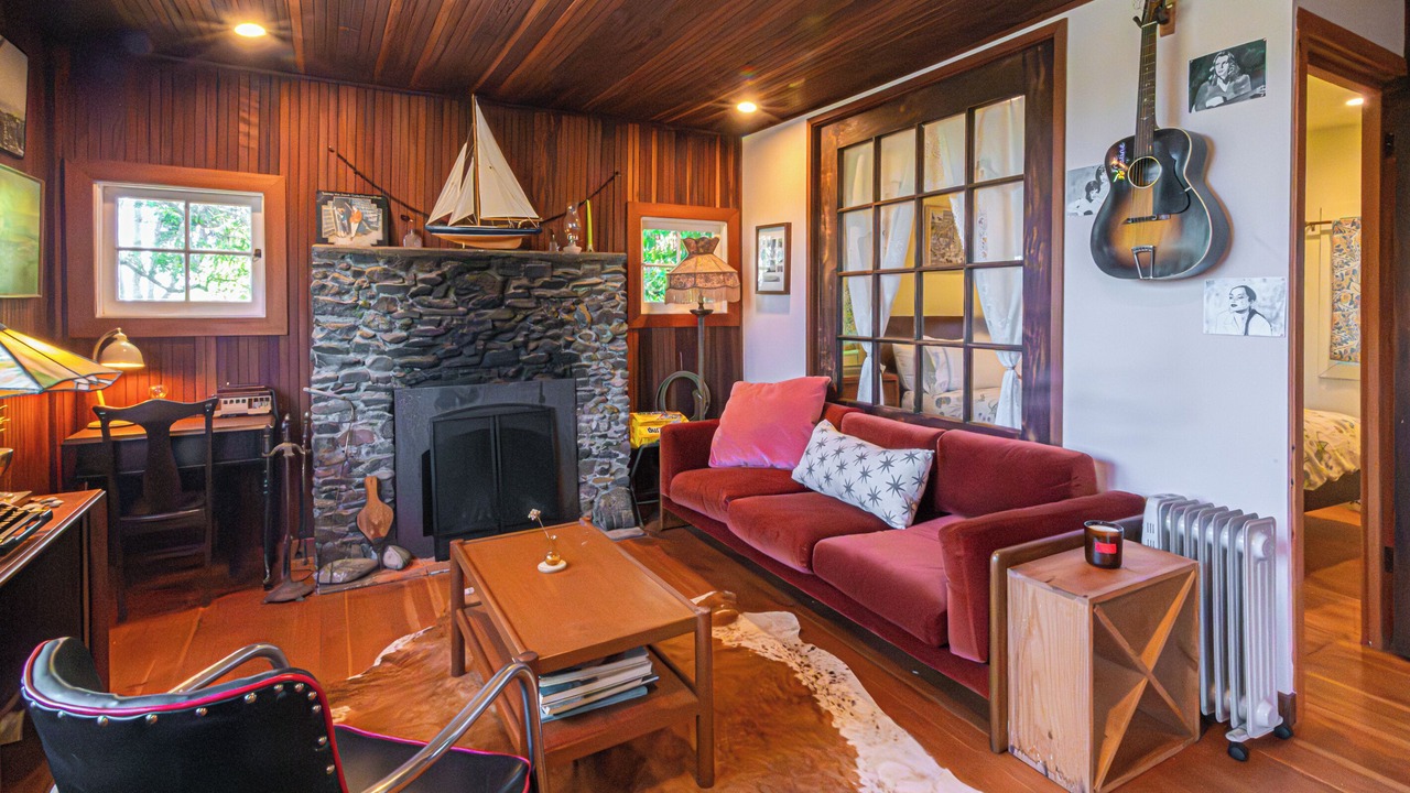 Photo of Livingroom in Jenner