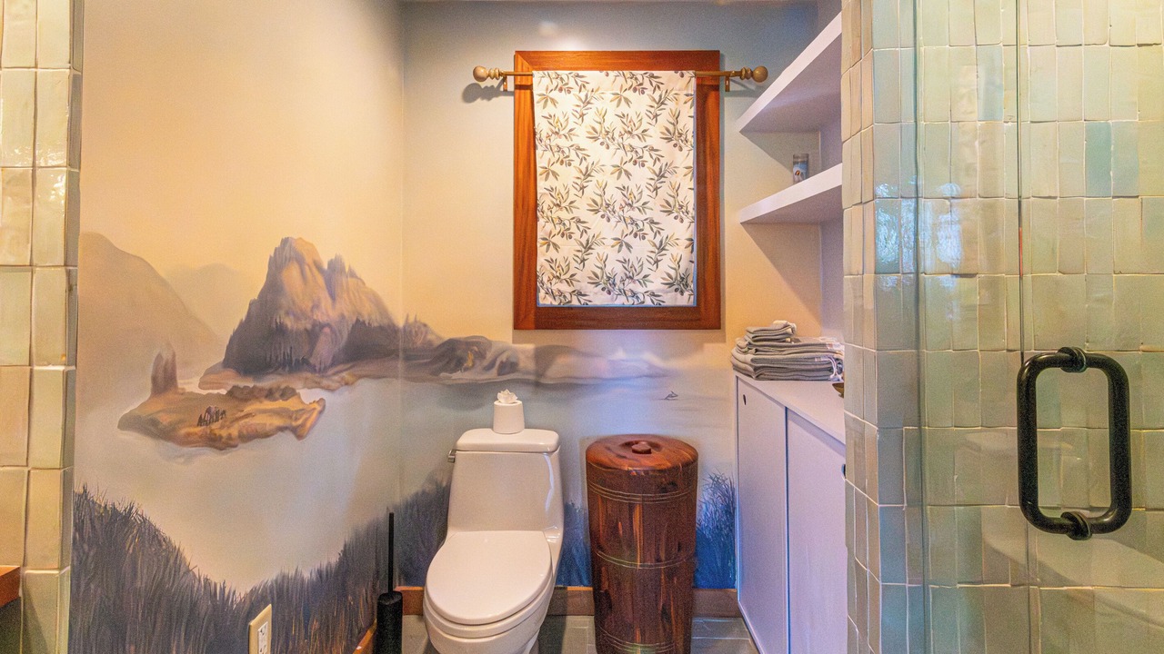Photo of Bathroom in Jenner