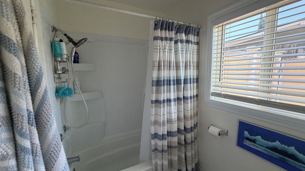 Photo of Bathroom in Sunland-Tujunga