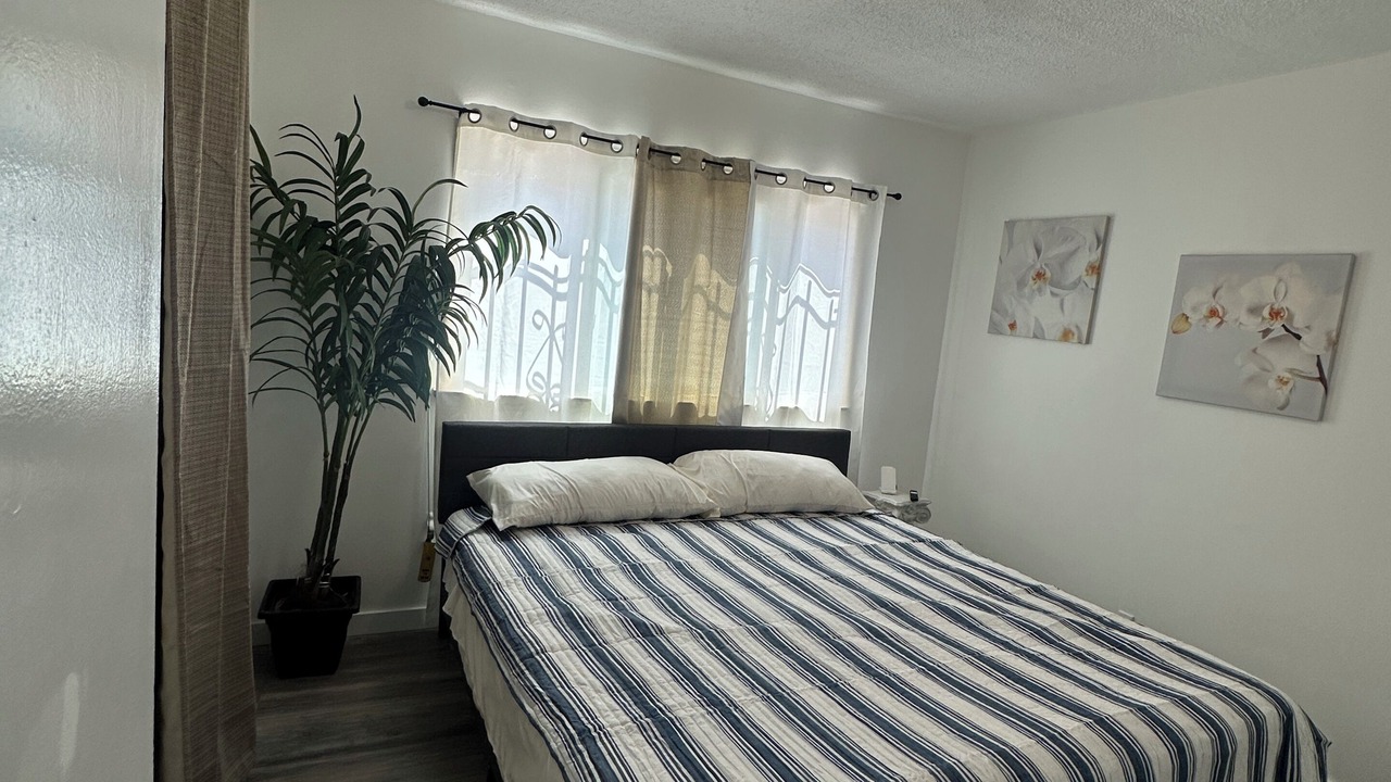 Photo of Bedroom in Lennox