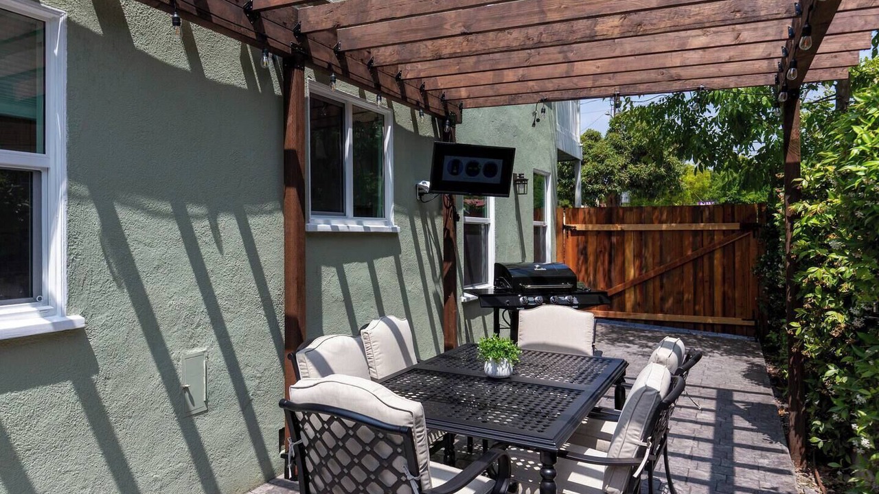 Photo of Outdoor in Downtown