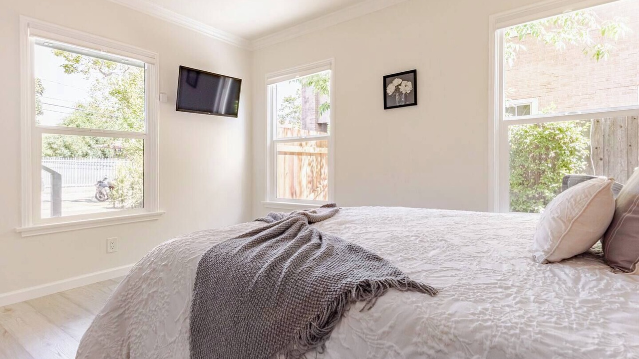 Photo of Bedroom in Downtown