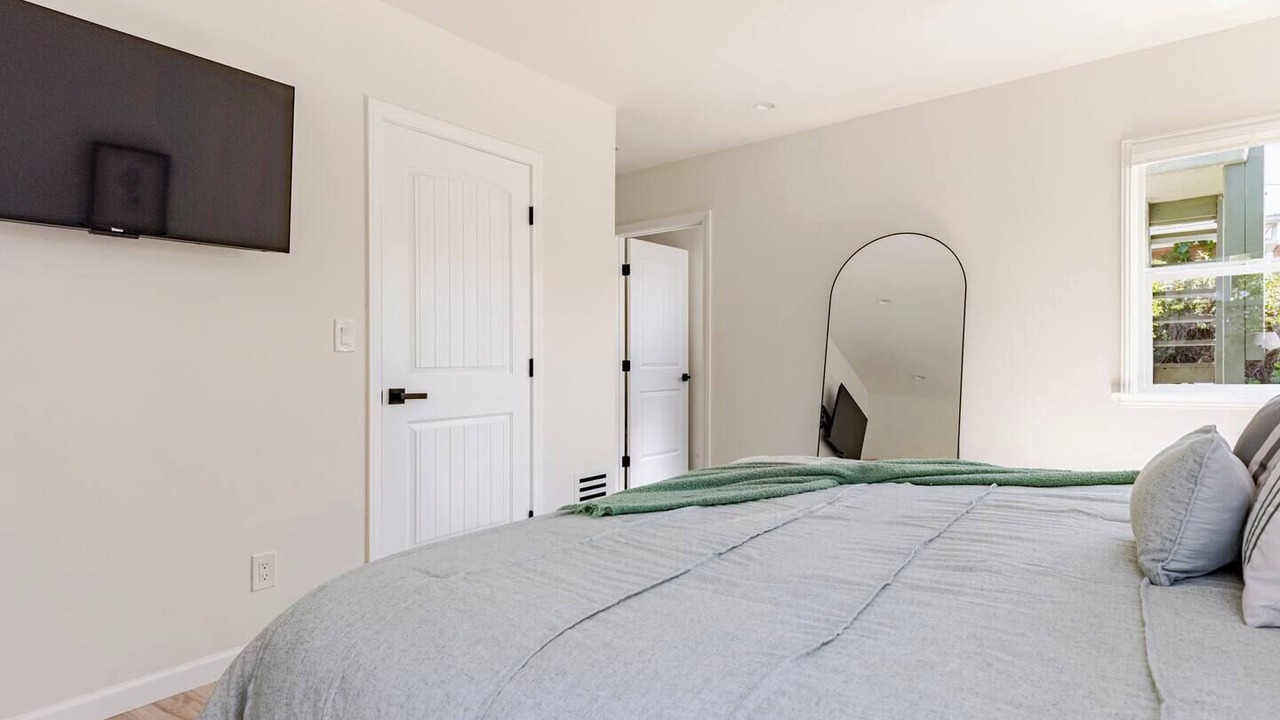 Photo of Bedroom in Downtown