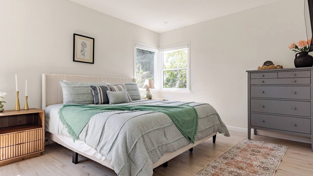 Photo of Bedroom in Downtown