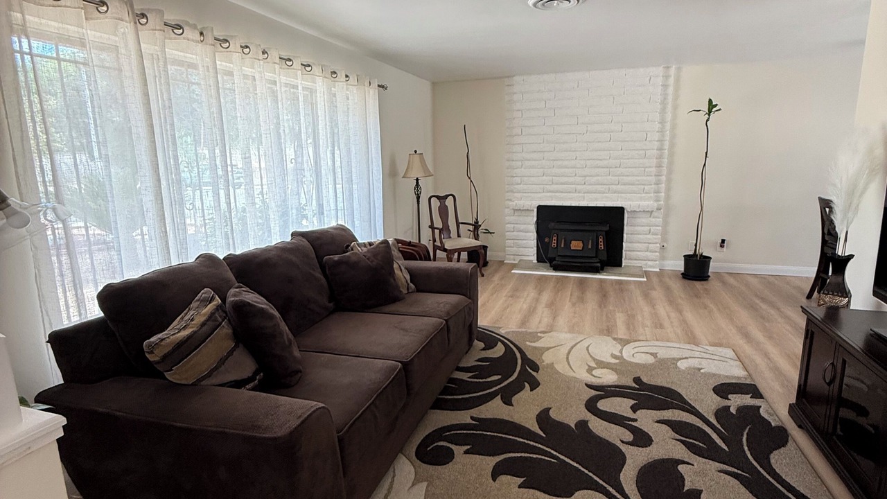 Photo of Livingroom in Hemet