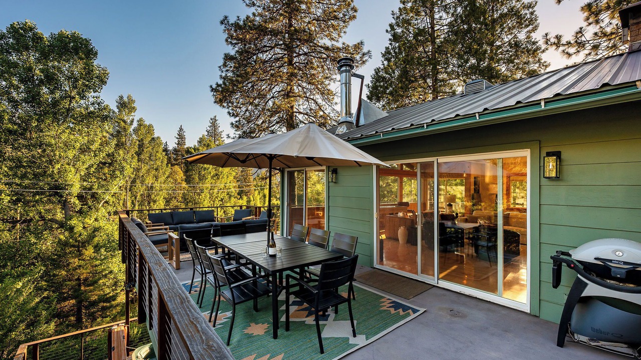 Photo of Outdoor in Camp Nelson