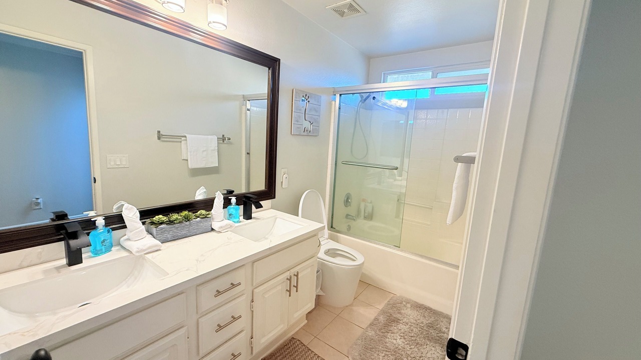 Photo of Bathroom in Eastvale Downs