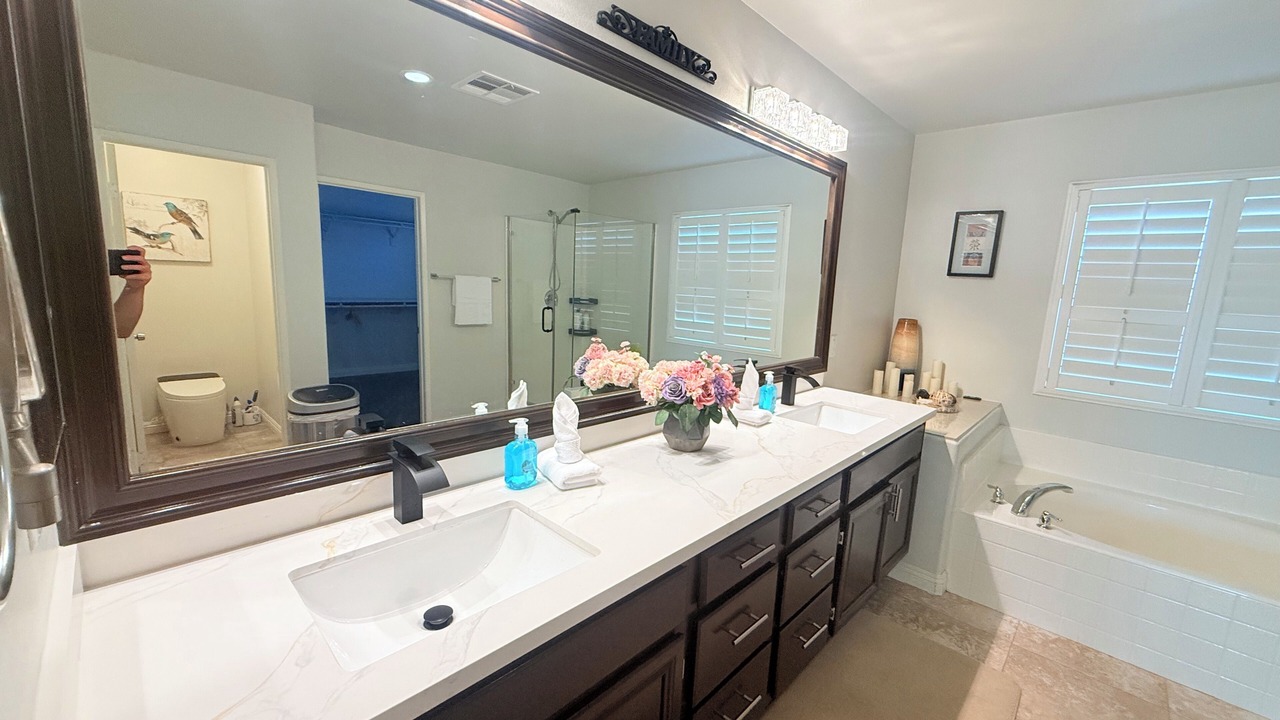 Photo of Bathroom in Eastvale Downs