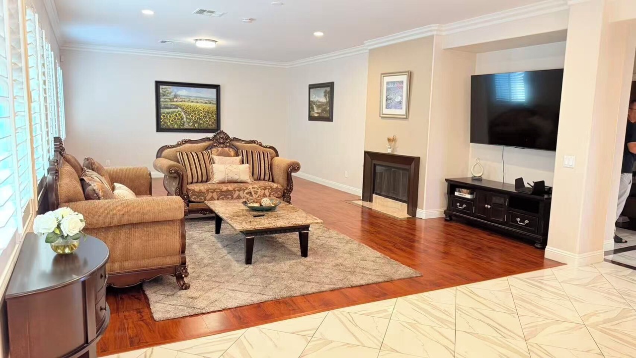 Photo of Livingroom in Eastvale Downs