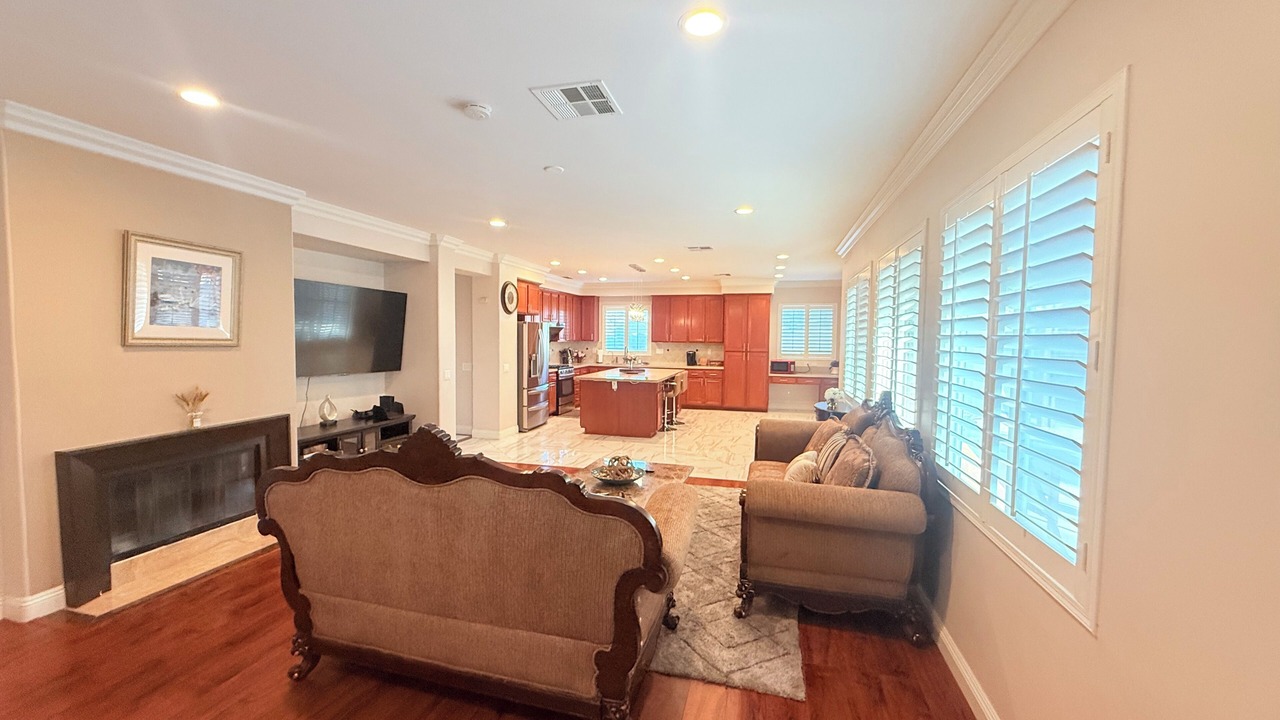Photo of Livingroom in Eastvale Downs