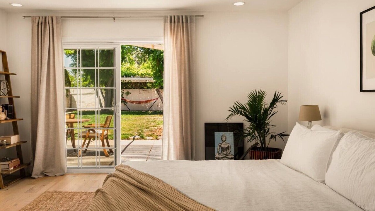 Photo of Outdoor in North Hollywood