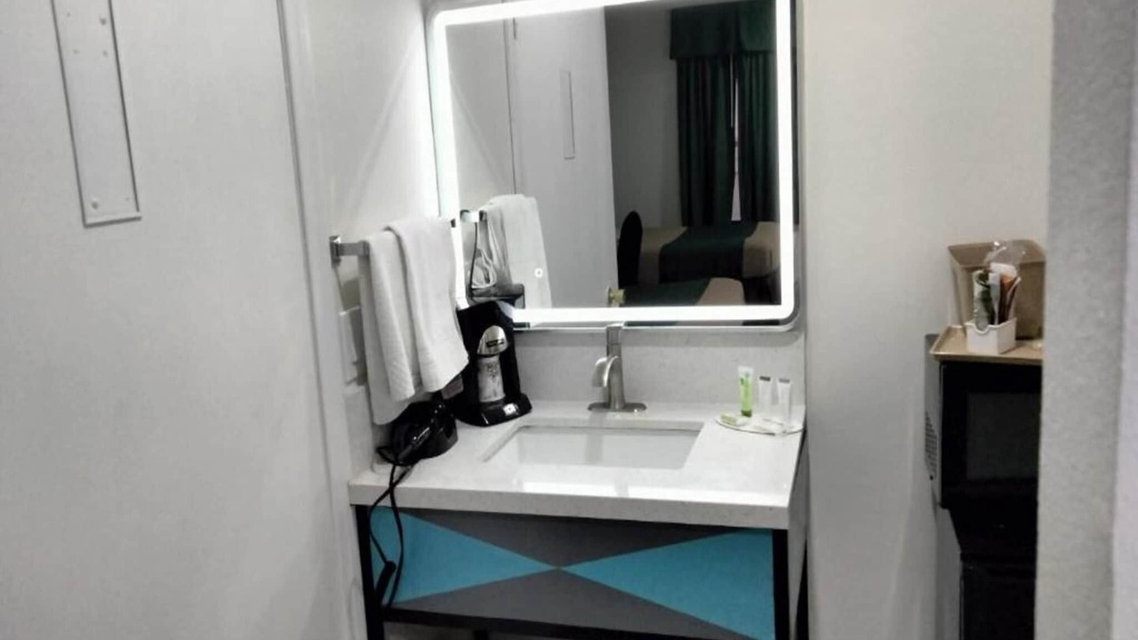 Photo of Bathroom in Barstow