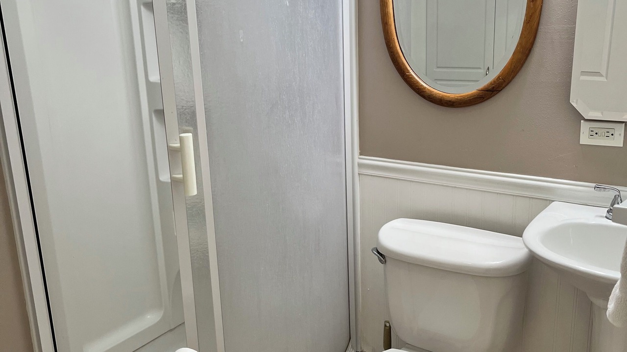 Photo of Bathroom in Parker Strip