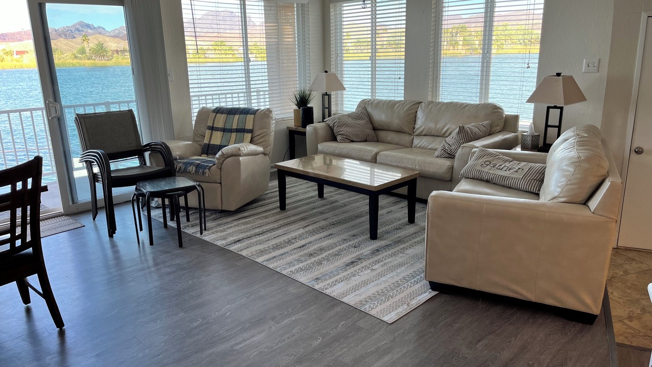 Photo of Livingroom in Parker Strip