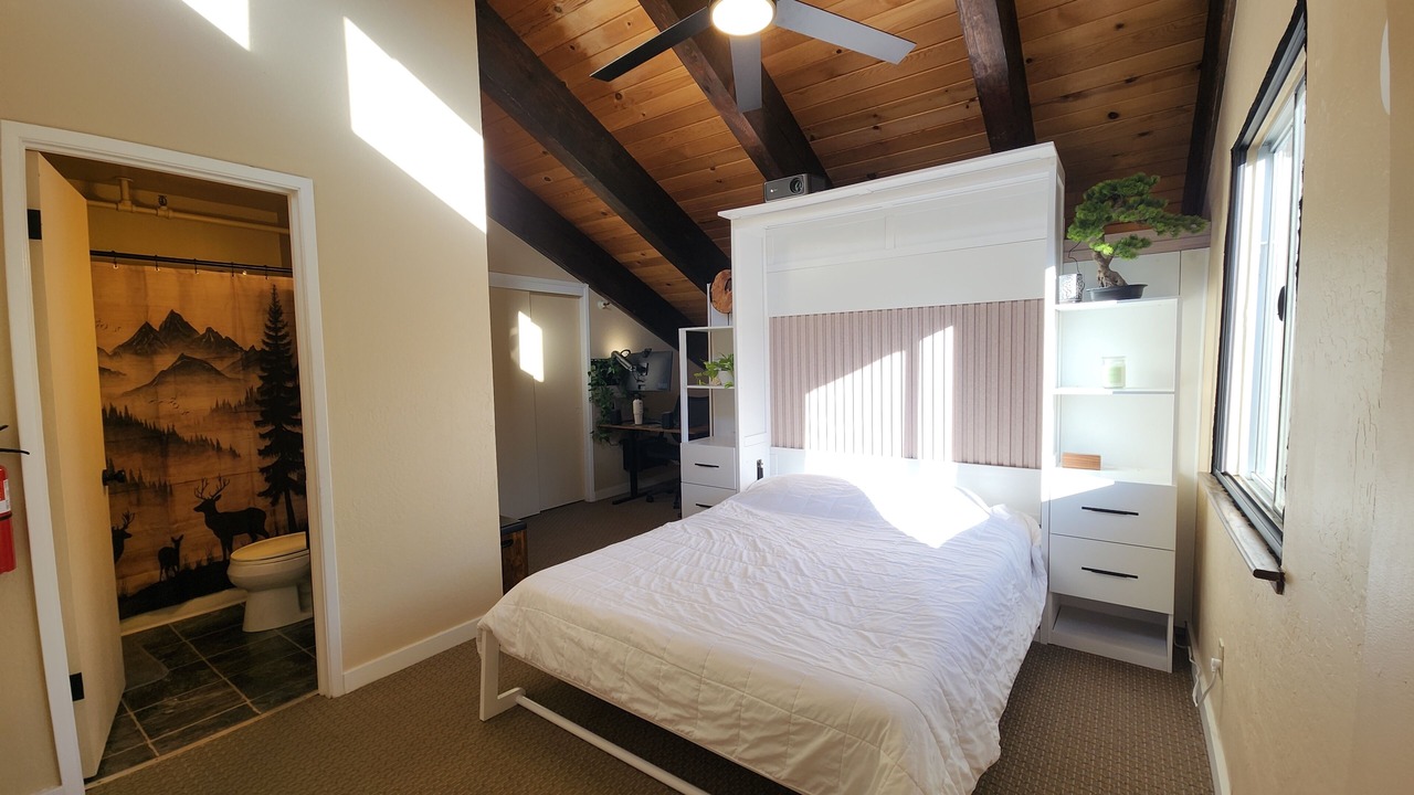 Photo of Bedroom in Tahoe Village