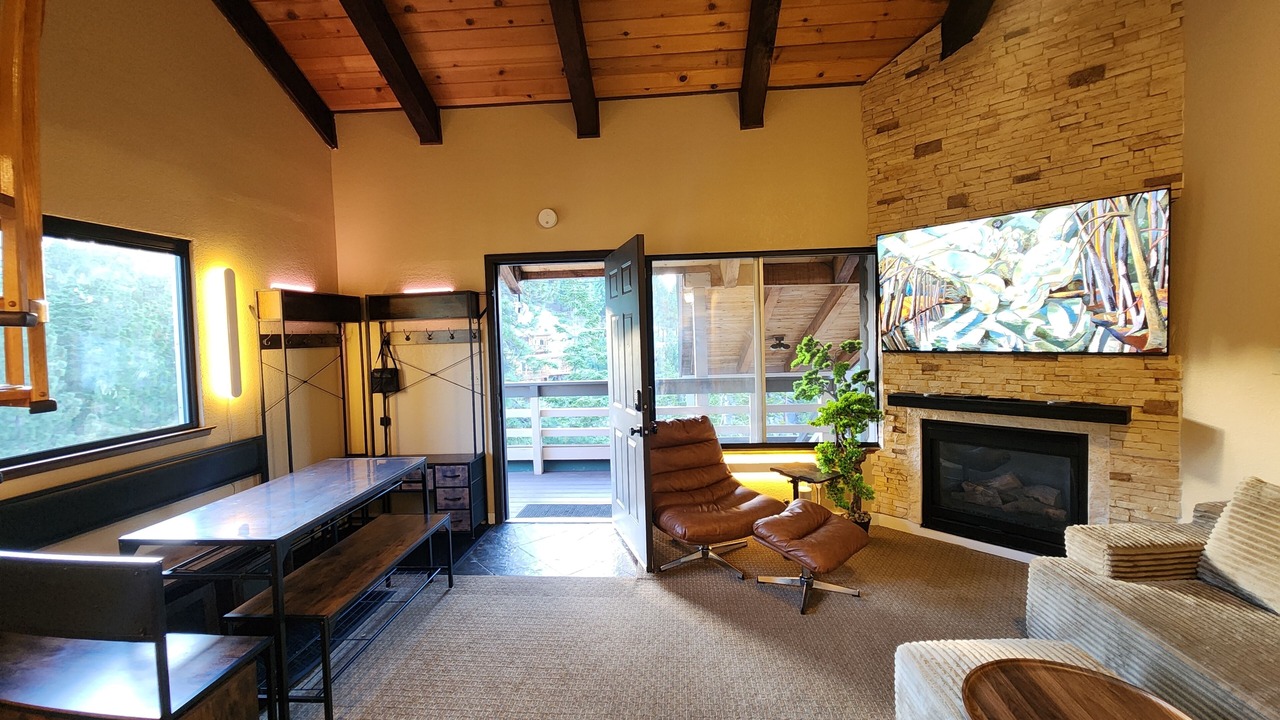 Photo of Livingroom in Tahoe Village