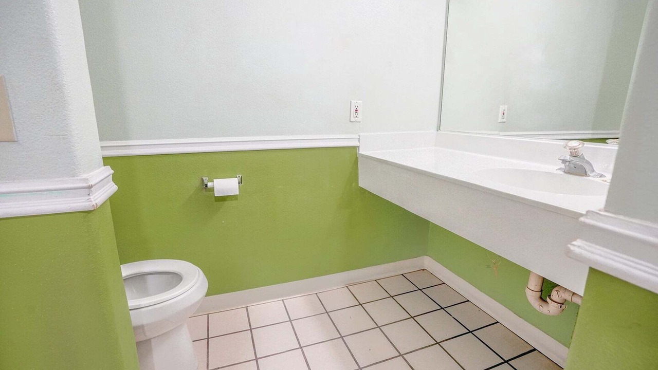 Photo of Bathroom in Hesperia