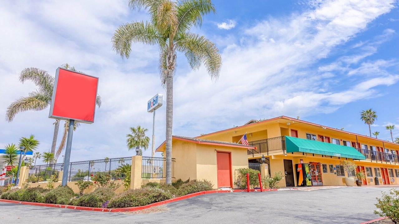 Photo of Outdoor in Loma Alta