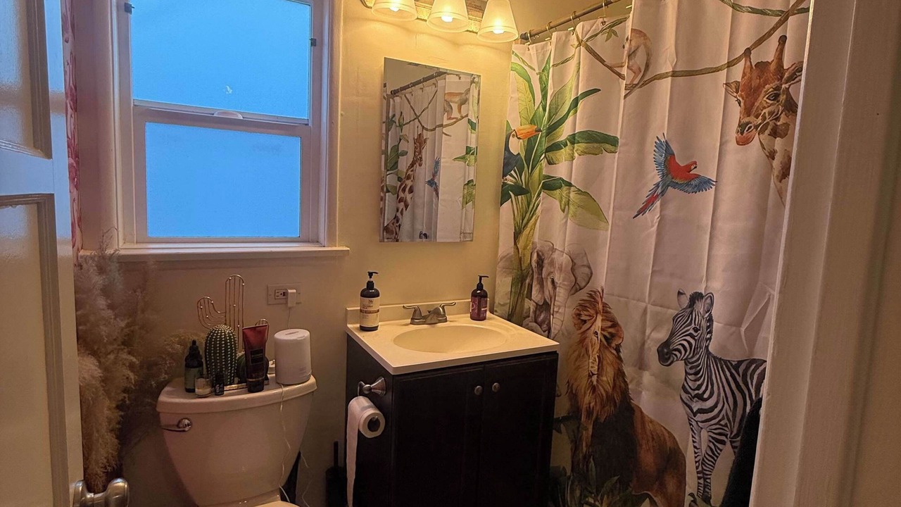 Photo of Bathroom in Del Rey