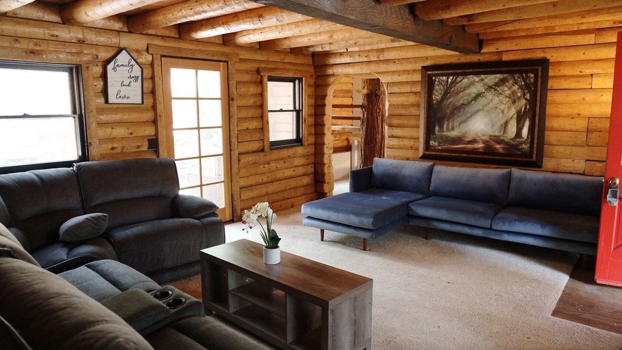 Photo of Livingroom in Fern Valley
