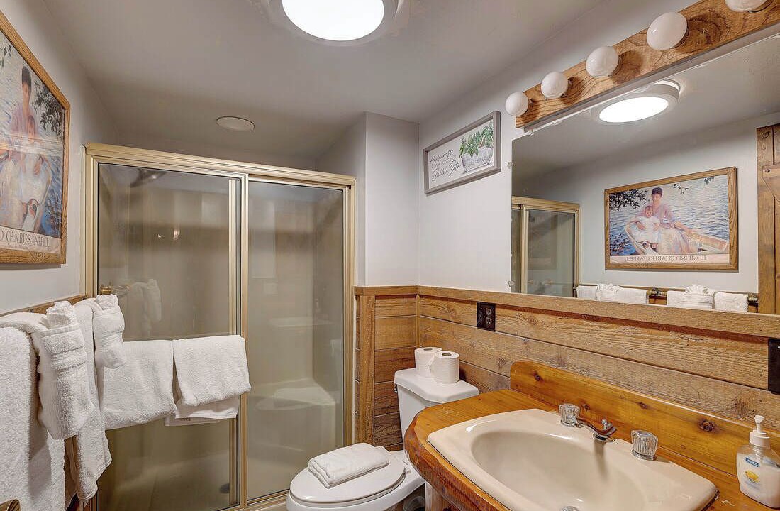 Photo of Bathroom in Fern Valley