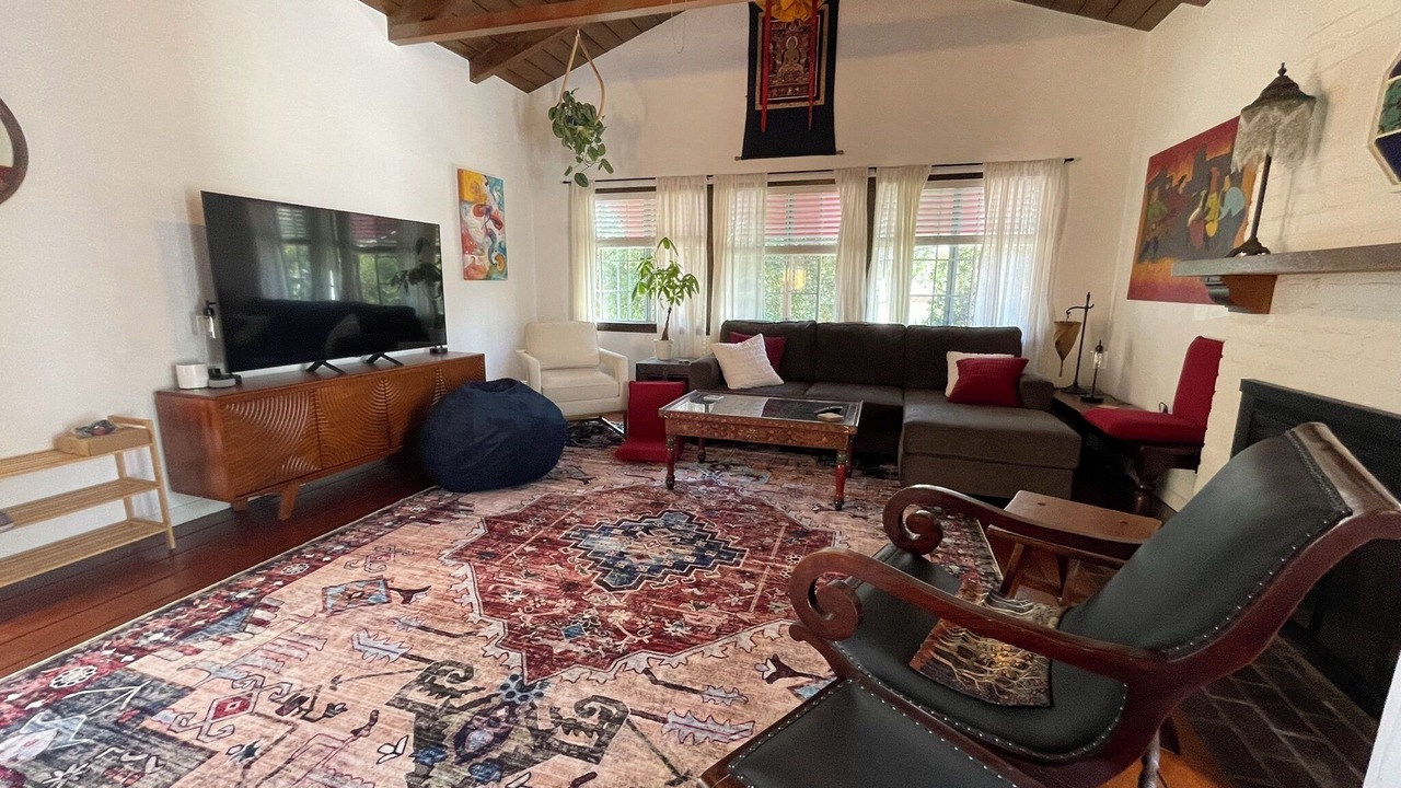 Photo of Livingroom in Eagle Rock