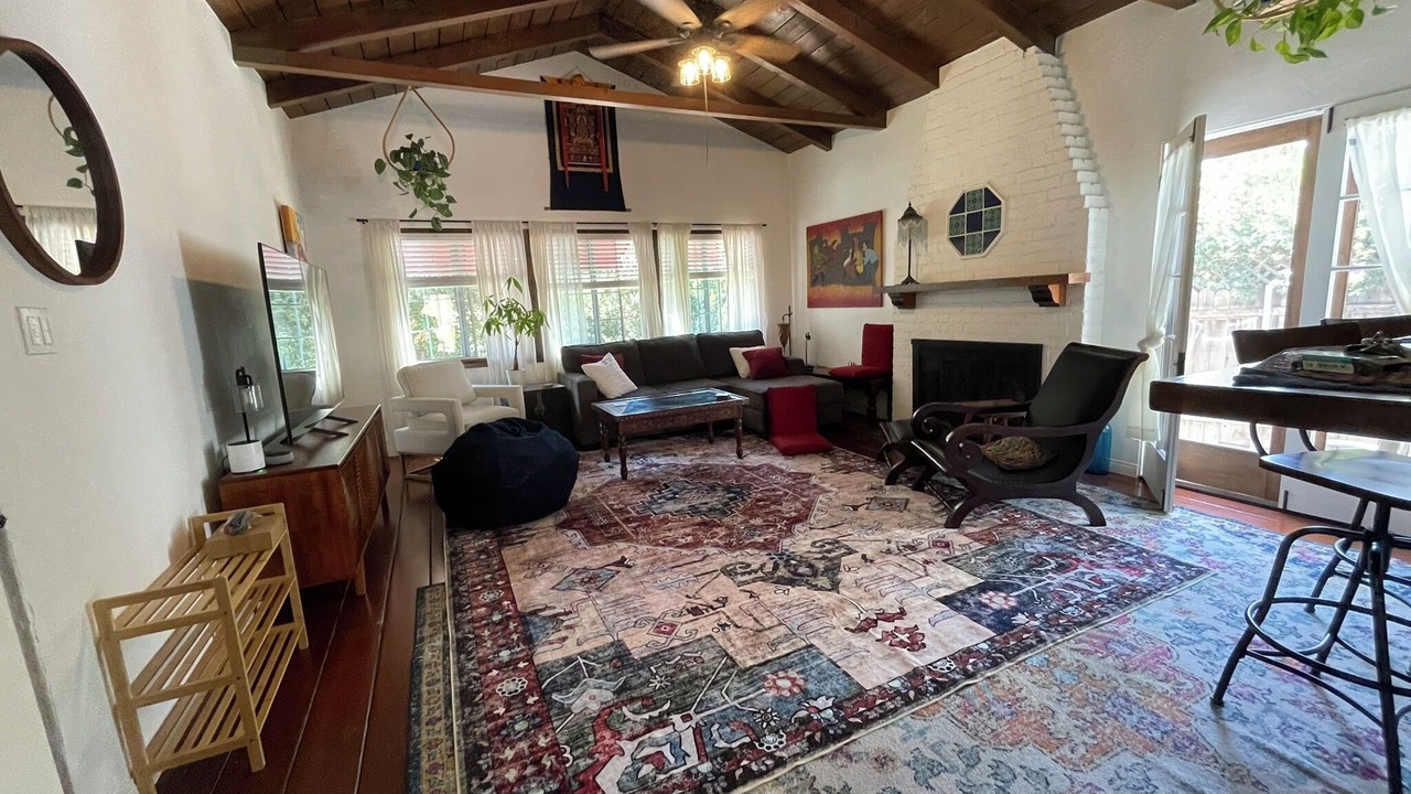 Photo of Livingroom in Eagle Rock