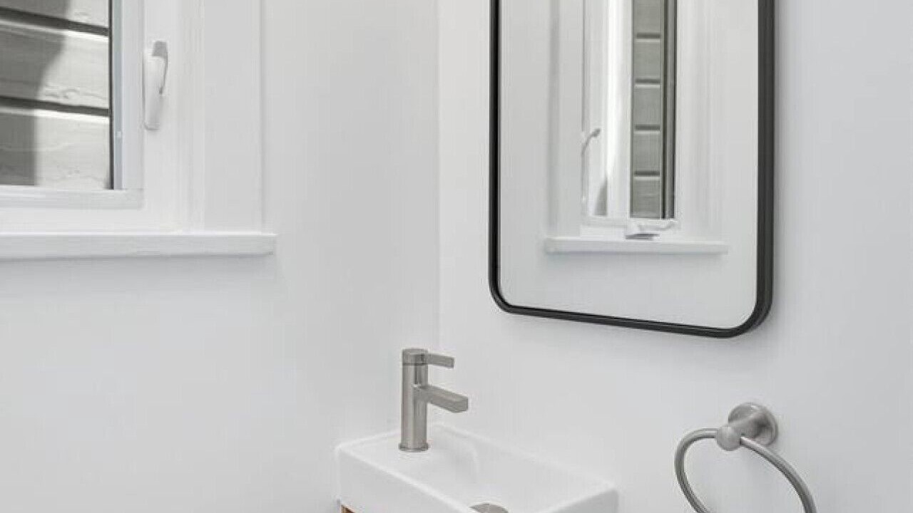 Photo of Bathroom in Marina District