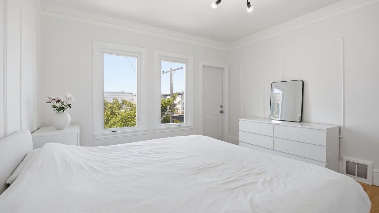 Photo of Bedroom in Marina District