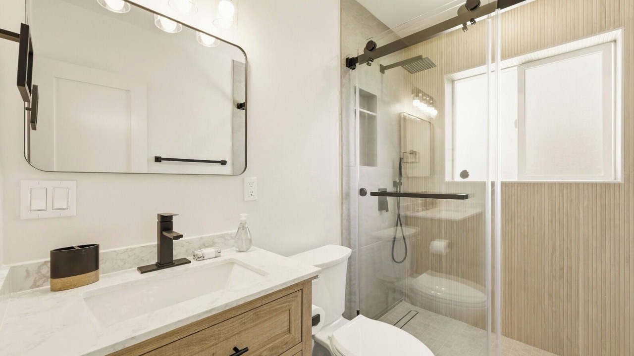 Photo of Bathroom in Imperial Beach