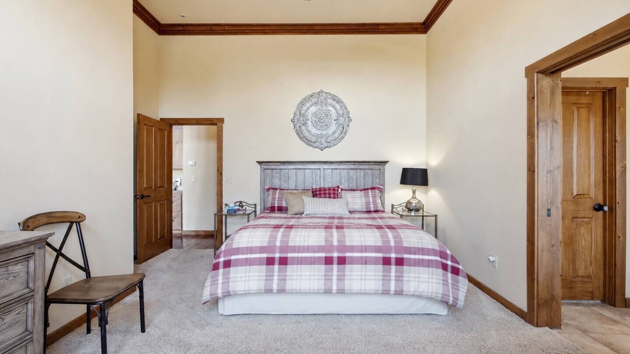 Photo of Bedroom in Shaver Lake