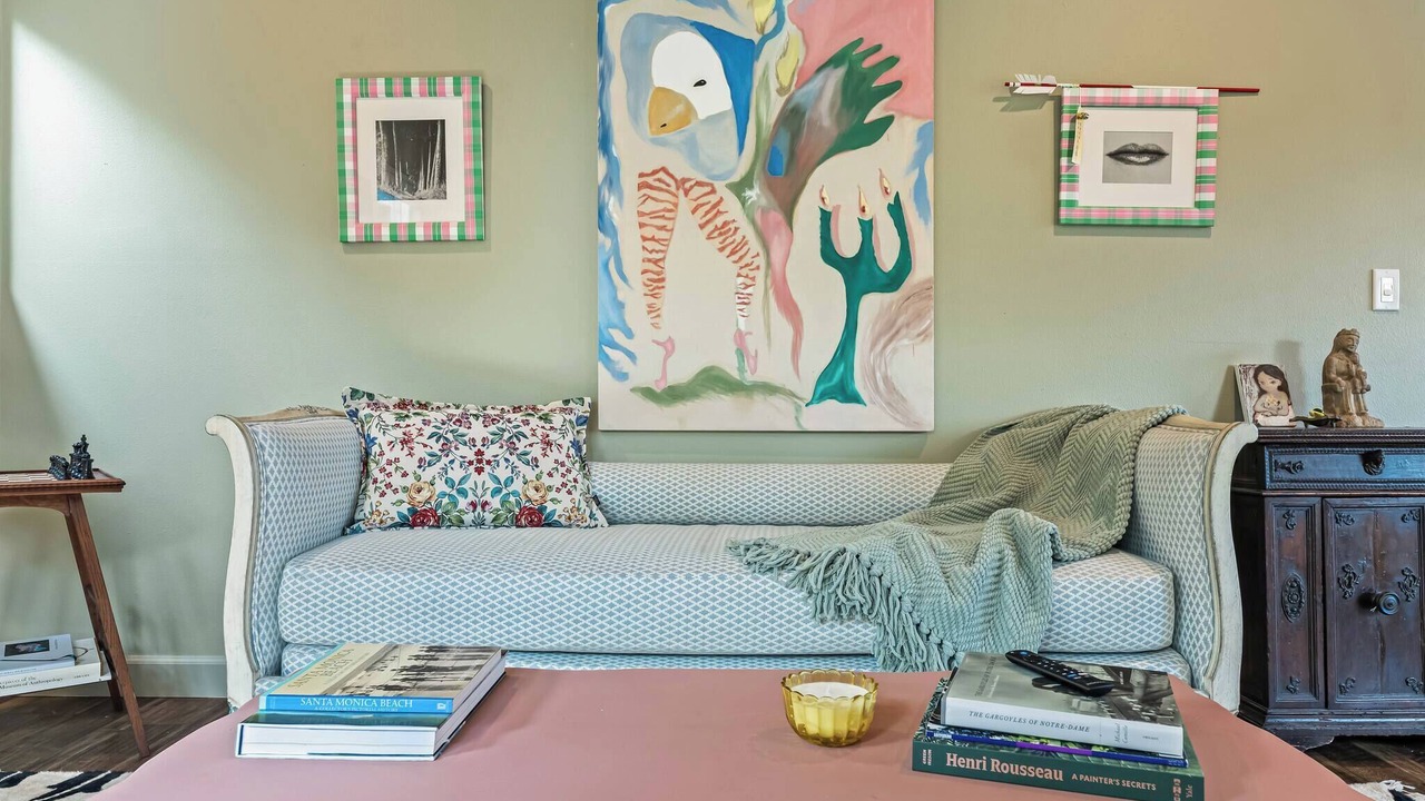 Photo of Livingroom in Silver Lake