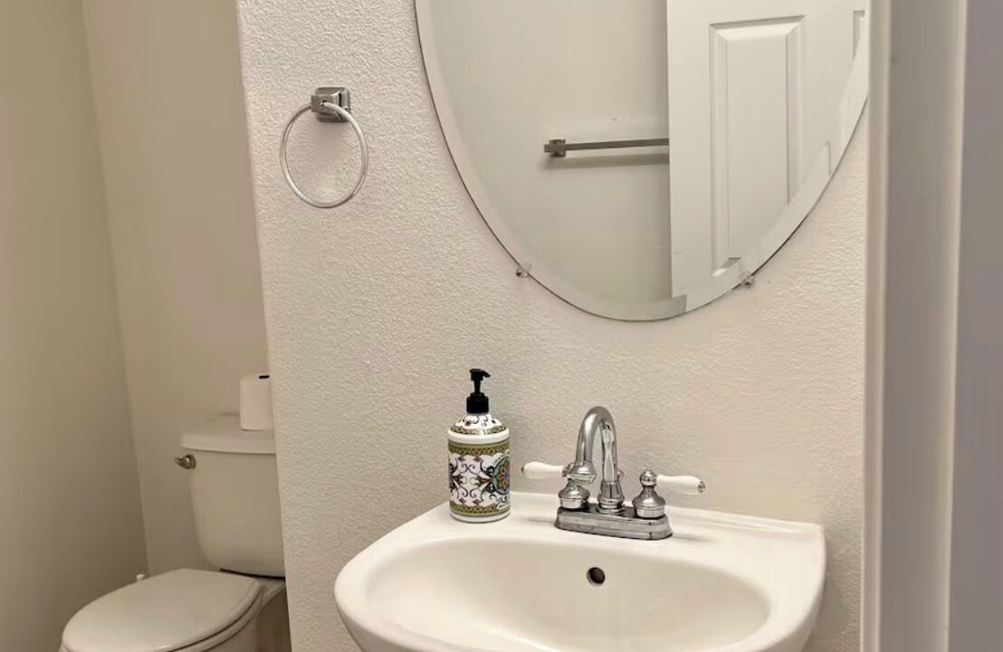 Photo of Bathroom in Salinas