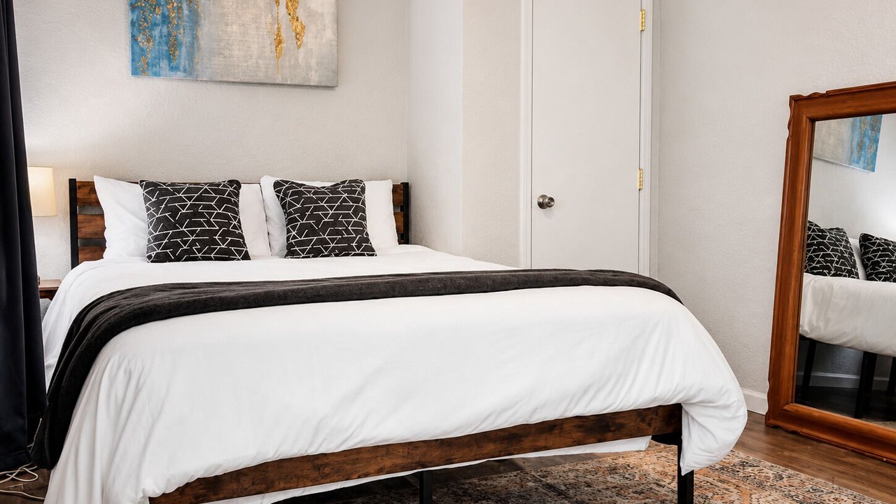 Photo of Bedroom in Redding