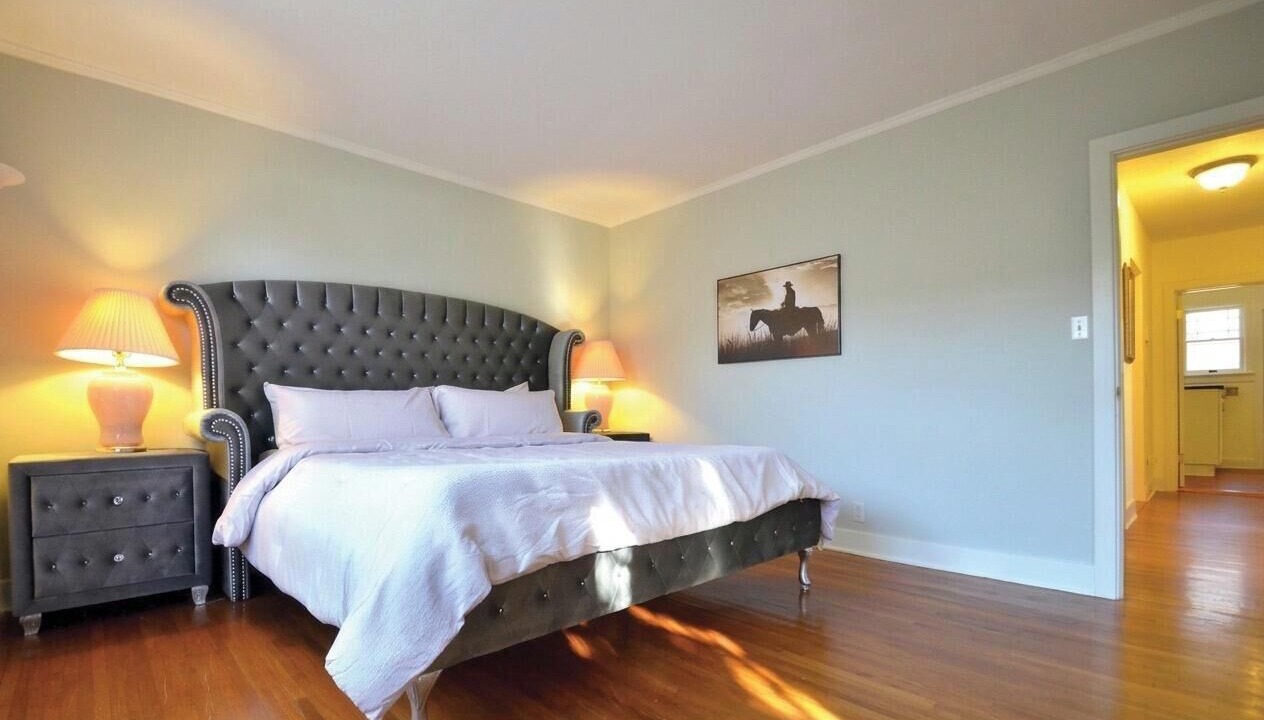 Photo of Bedroom in Pasadena