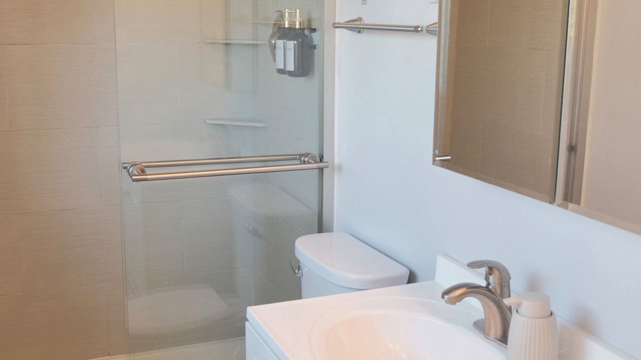 Photo of Bathroom in Serra Mesa