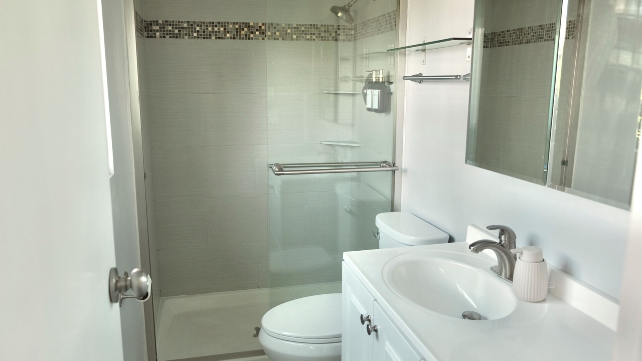 Photo of Bathroom in Serra Mesa