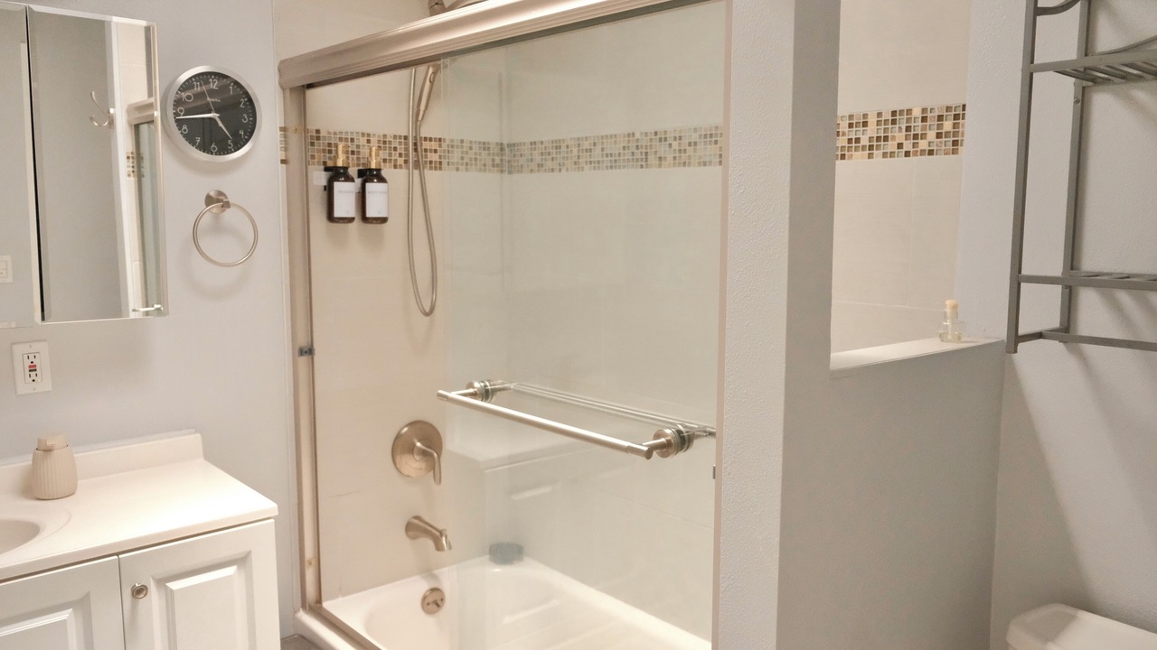 Photo of Bathroom in Serra Mesa
