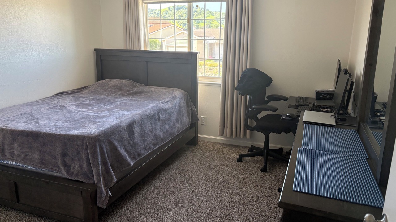 Photo of Bedroom in Hercules