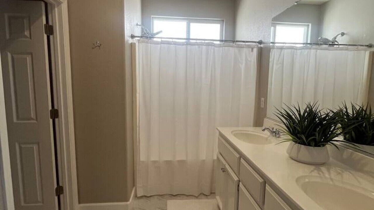 Photo of Bathroom in North Natomas